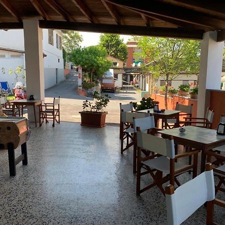 Parco Vacanze E Appartamenti Pfirsich بورجيتو سانتو سبيريتو المظهر الخارجي الصورة