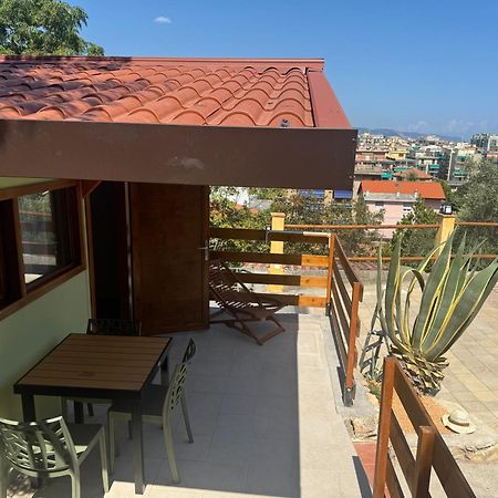 Parco Vacanze E Appartamenti Pfirsich بورجيتو سانتو سبيريتو المظهر الخارجي الصورة