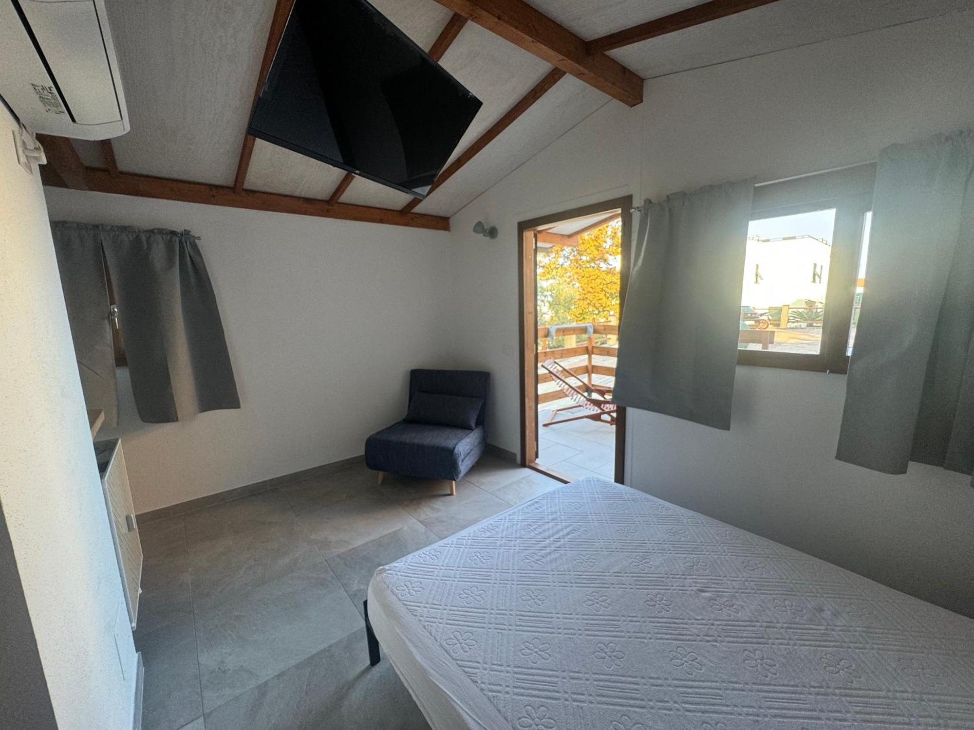 Parco Vacanze E Appartamenti Pfirsich بورجيتو سانتو سبيريتو المظهر الخارجي الصورة